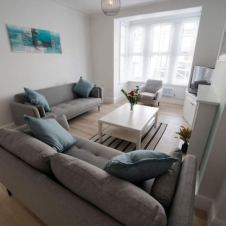 Spacious Holiday Home In 포스콜 외부 사진